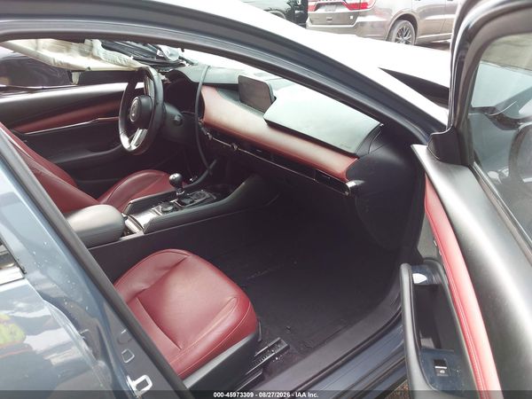 2021 MAZDA MAZDA3 PREMIUM — I5