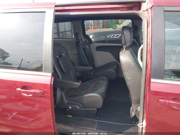 2019 DODGE GRAND CARAVAN SXT — I8