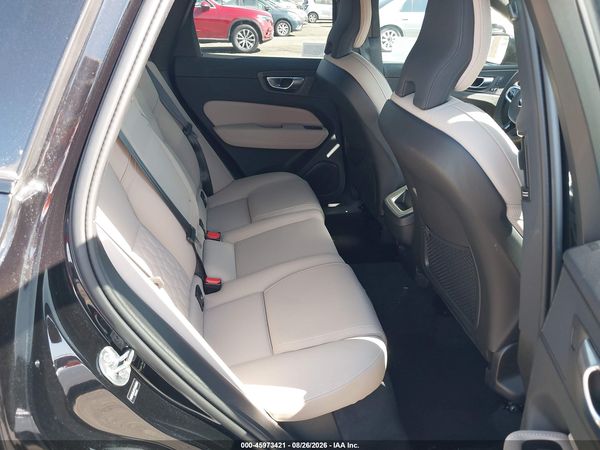 2026 VOLVO XC60 B5 CORE — I8