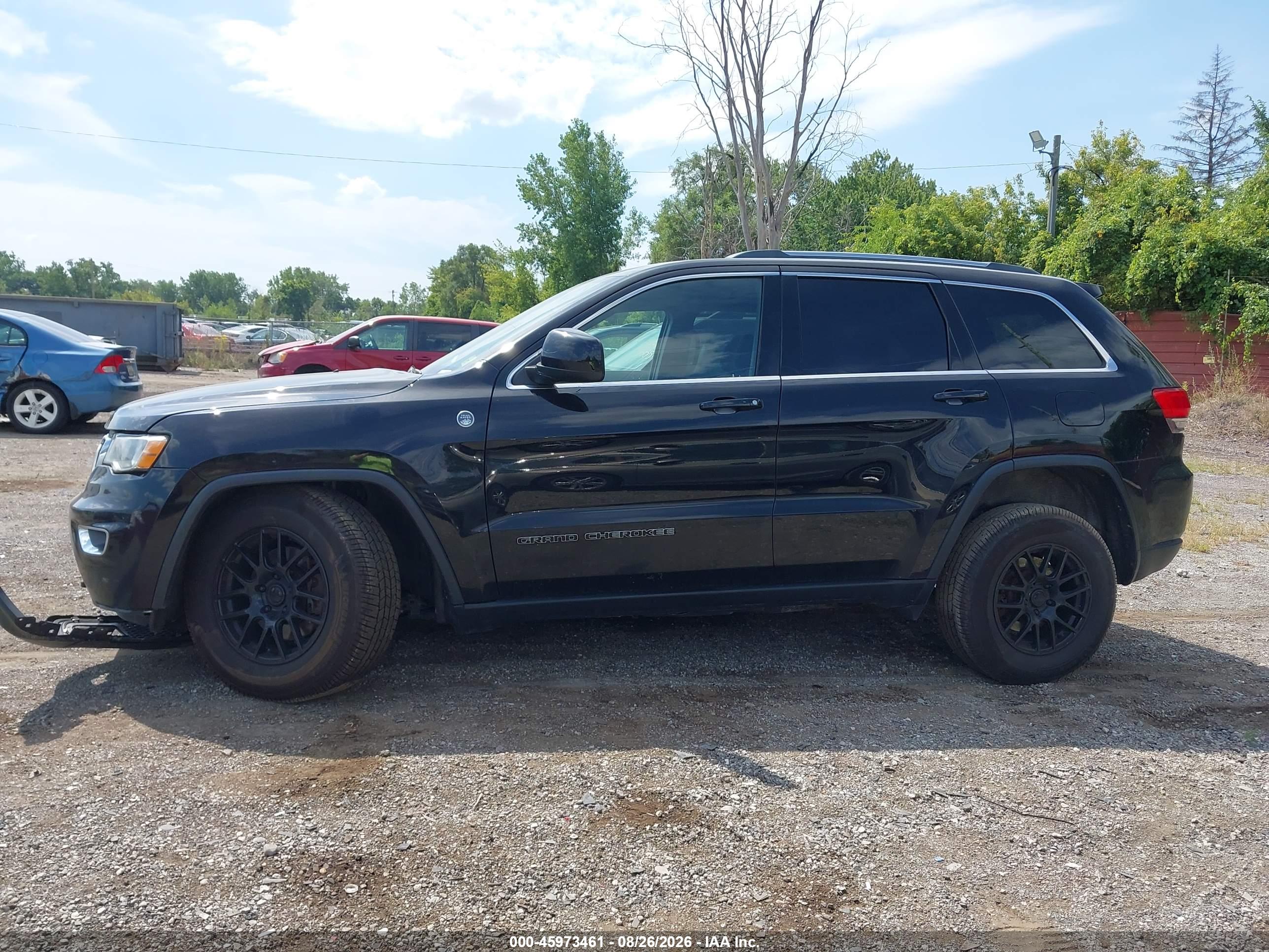 2018 JEEP GRAND CHEROKEE LAREDO E 4X4