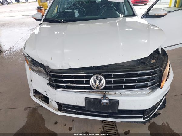2017 VOLKSWAGEN PASSAT 1.8T SE — I6