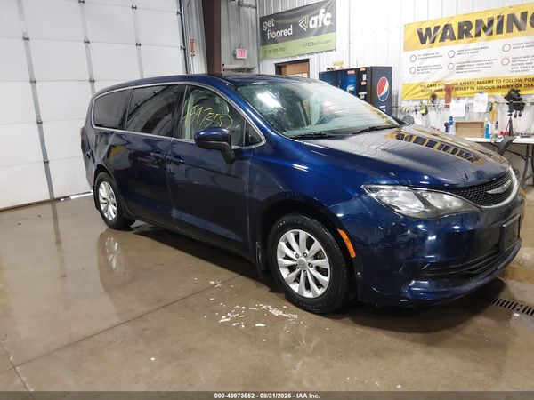 2017 CHRYSLER PACIFICA TOURING — I1