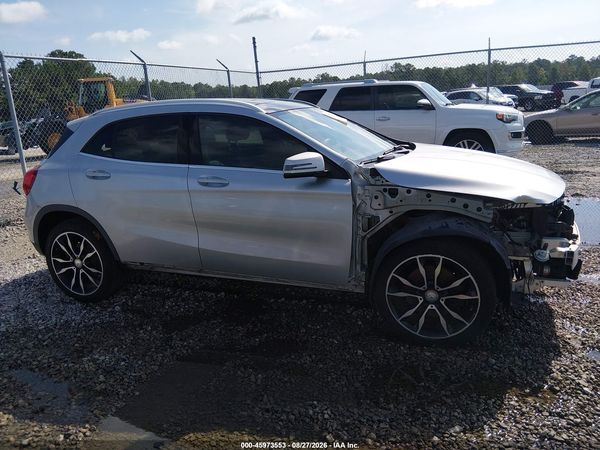 2016 MERCEDES-BENZ GLA 250 4MATIC