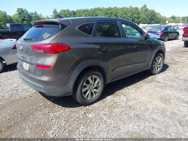 2019 HYUNDAI TUCSON SE — I4