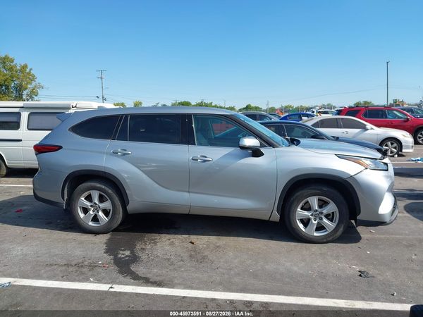 2020 TOYOTA HIGHLANDER LE