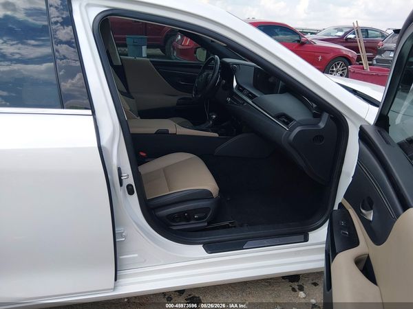 2021 LEXUS ES 300H 300h Premium — I5