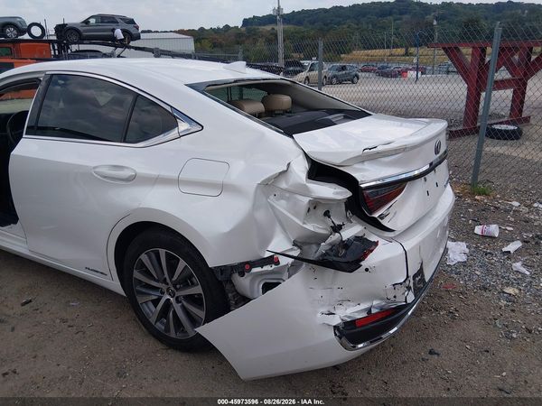 2021 LEXUS ES 300H 300h Premium — I6