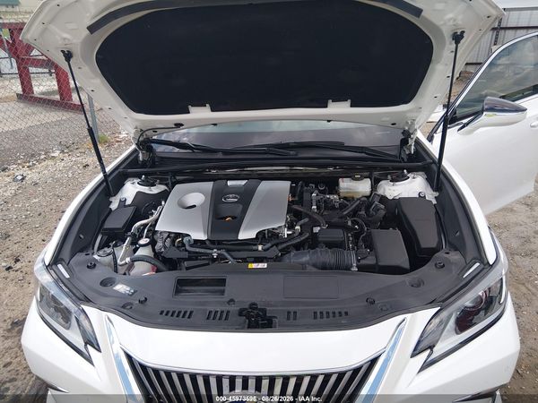 2021 LEXUS ES 300H 300h Premium — I10