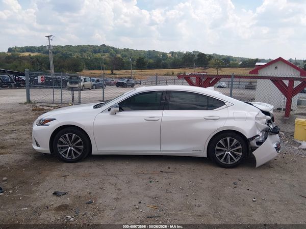 2021 LEXUS ES 300H 300h Premium — I117