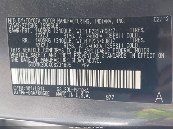 2012 TOYOTA SIENNA XLE V6 8 PASSENGER — I9