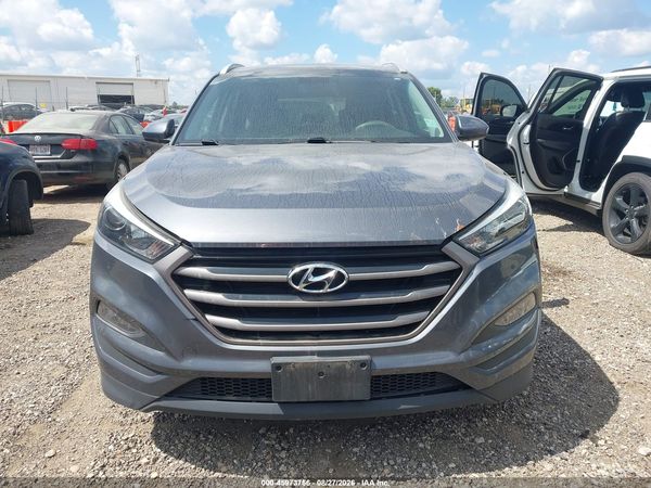 2016 HYUNDAI TUCSON SE — I115