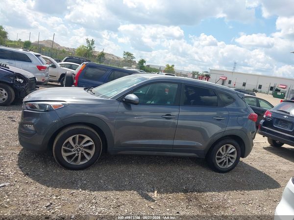 2016 HYUNDAI TUCSON SE — I117