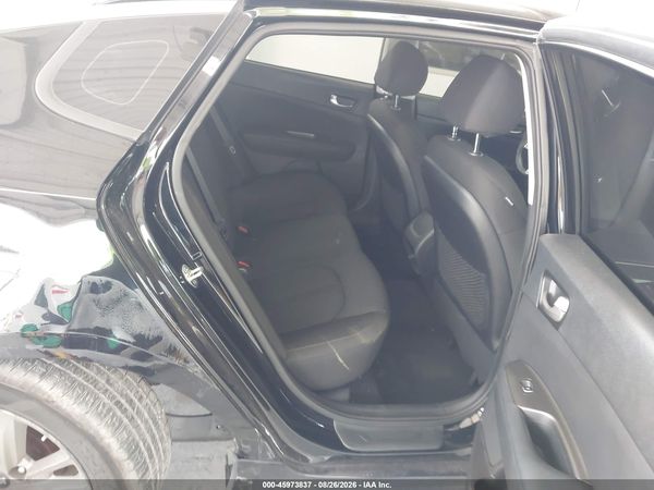 2020 KIA OPTIMA LX — I8