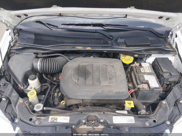 2016 DODGE GRAND CARAVAN SE — I10