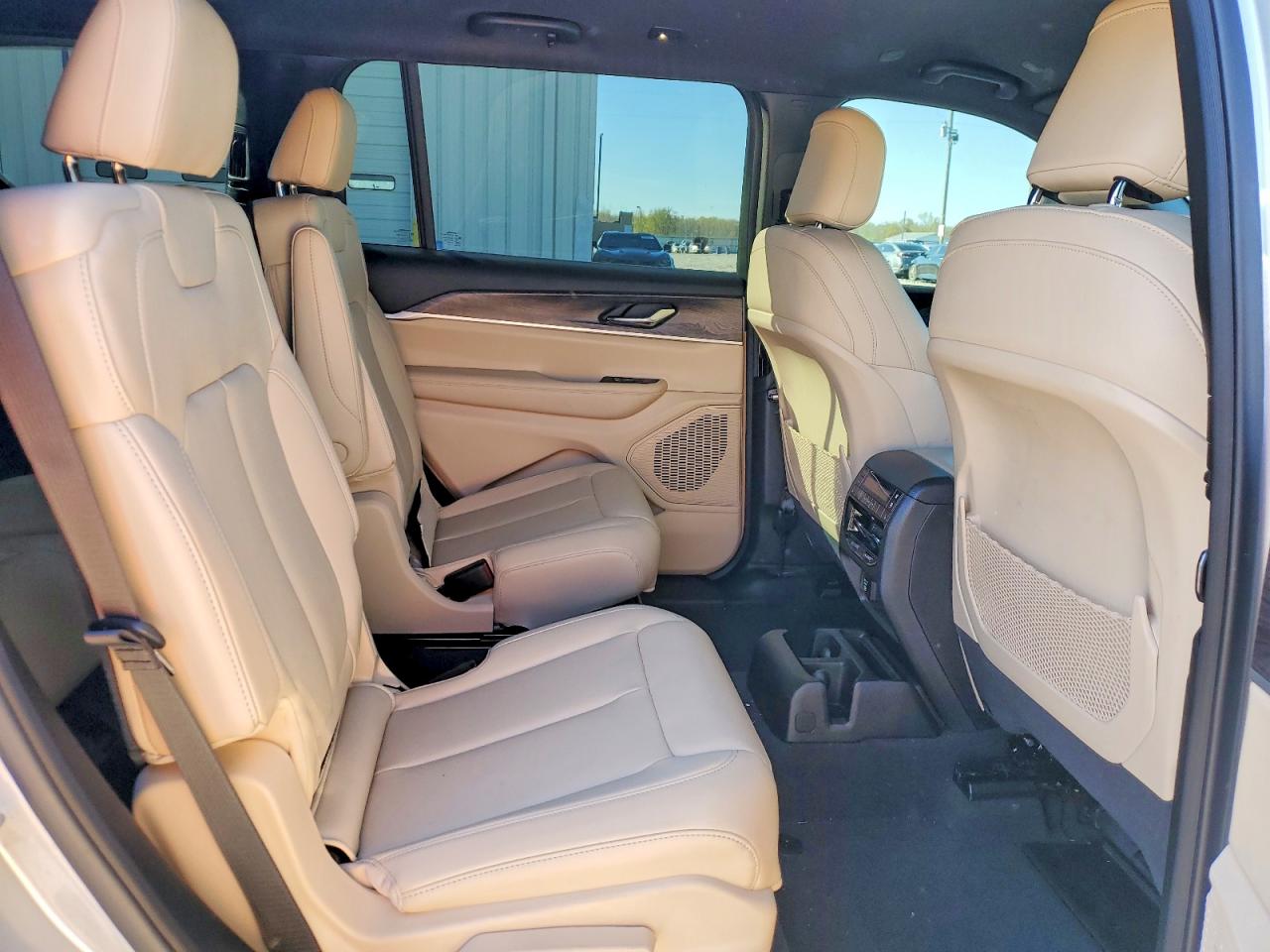 2024 JEEP GRAND CHEROKEE L LIMITED 4X4
