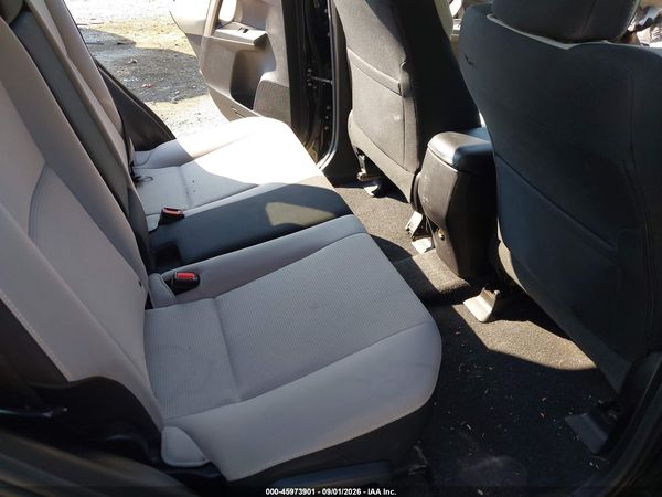 2016 TOYOTA RAV4 XLE — I8