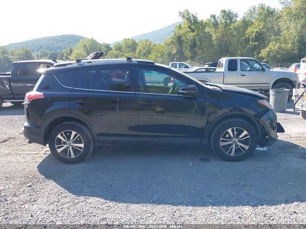 2016 TOYOTA RAV4 XLE — I116