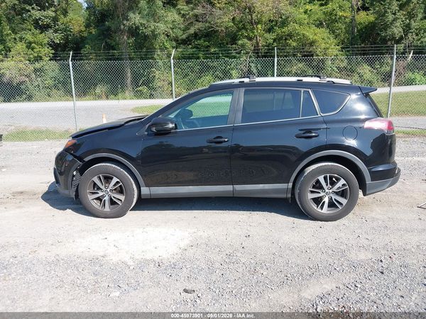2016 TOYOTA RAV4 XLE — I117