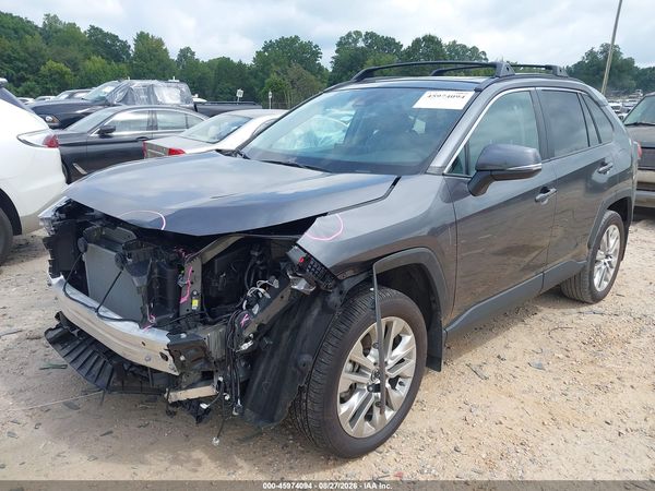 2025 TOYOTA RAV4 XLE PREMIUM — I2
