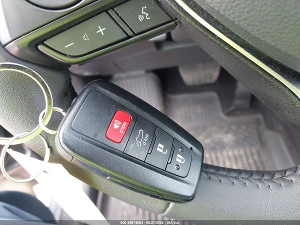 2025 TOYOTA RAV4 XLE PREMIUM — I11