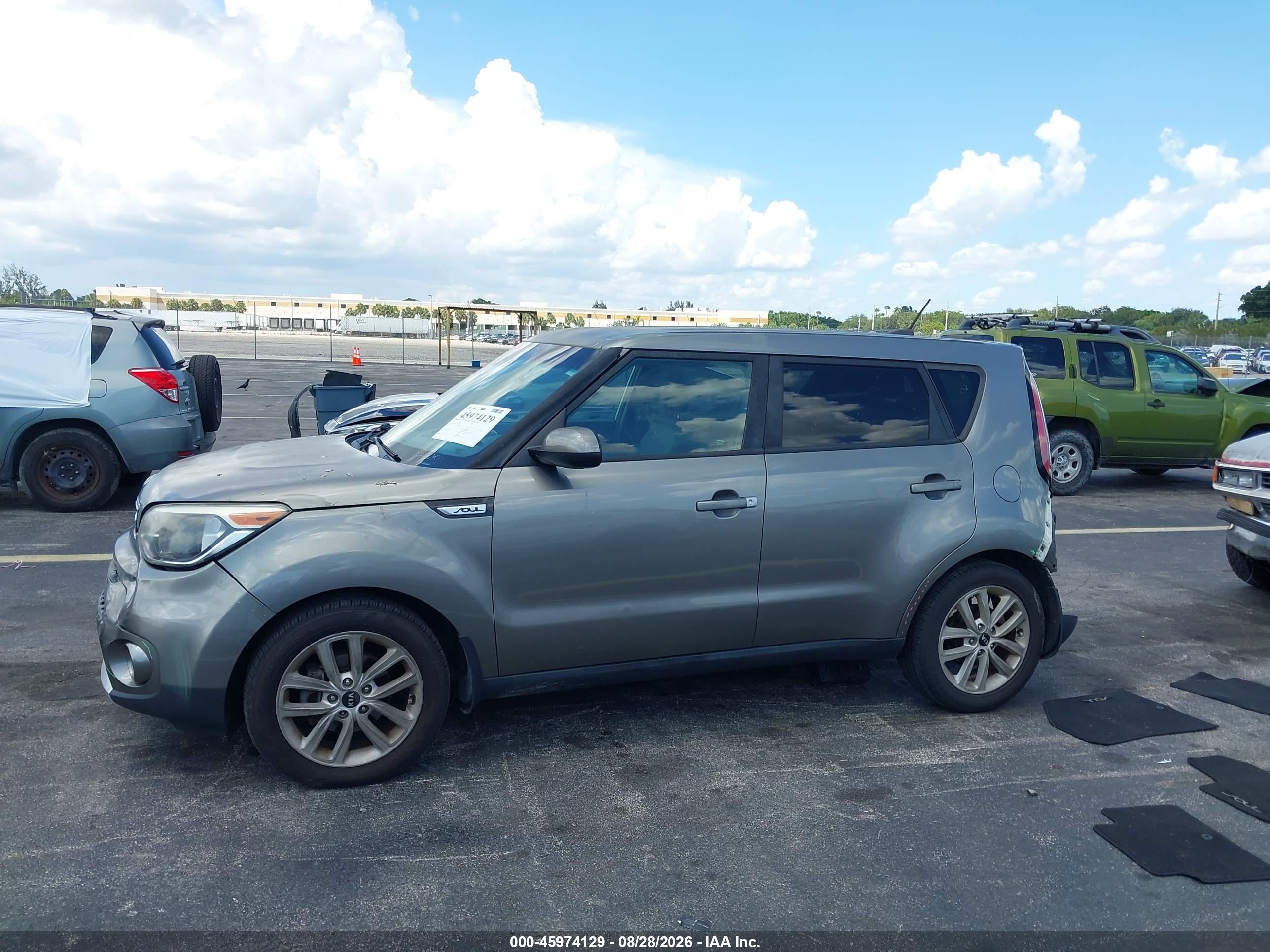 2017 KIA SOUL +