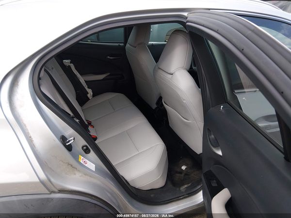 2019 LEXUS UX 200 200 Base/Luxury/F Sport — I8