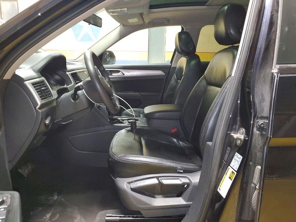 2018 VOLKSWAGEN ATLAS 4Motion Launch Model