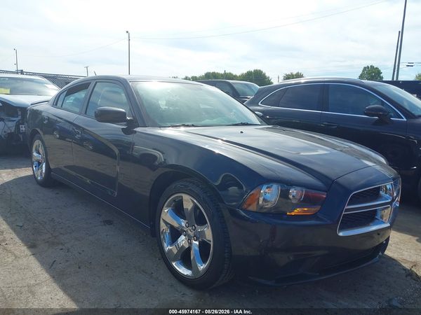2014 DODGE CHARGER SE