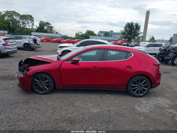 2021 MAZDA MAZDA3 PREFERRED — I117