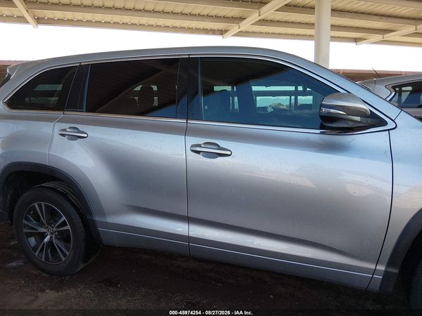 2018 TOYOTA HIGHLANDER LE