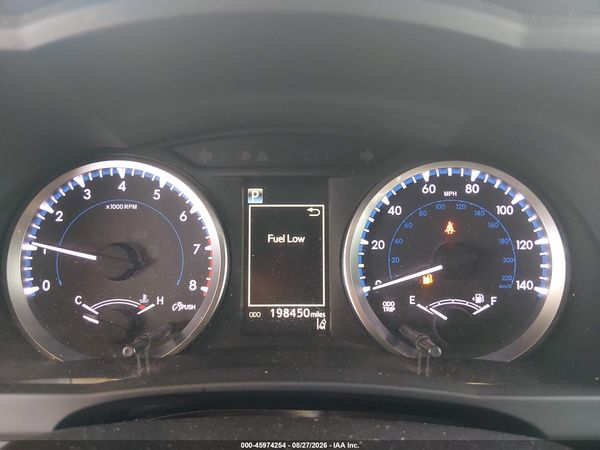 2018 TOYOTA HIGHLANDER LE