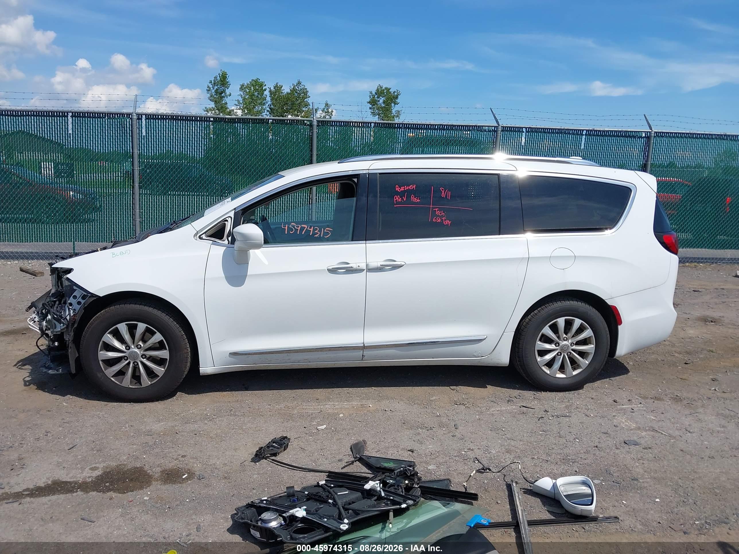 2018 CHRYSLER PACIFICA TOURING L