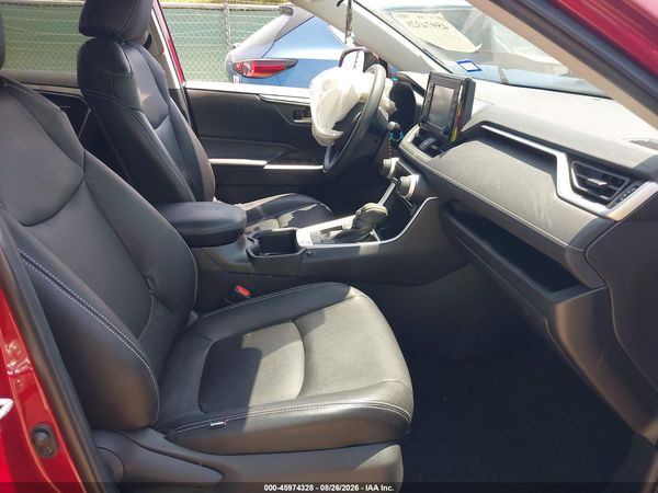 2022 TOYOTA RAV4 XLE — I5