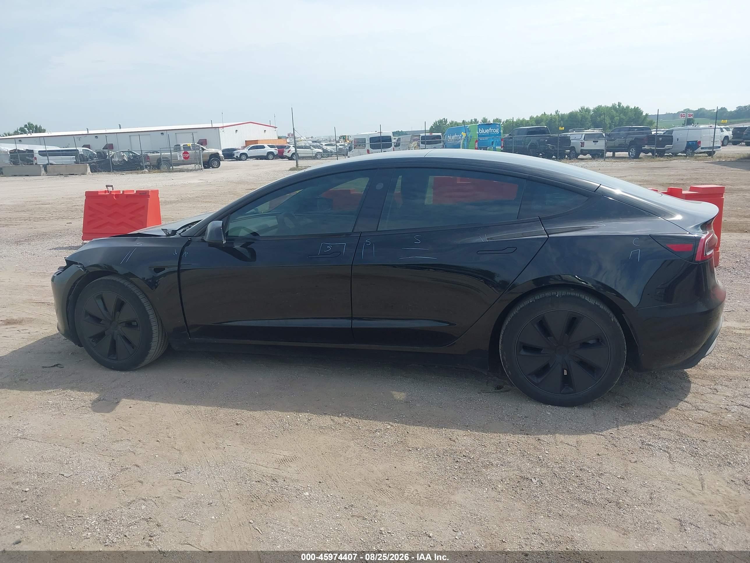 2024 TESLA MODEL 3