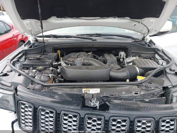 2019 JEEP GRAND CHEROKEE ALTITUDE 4X2 — I10