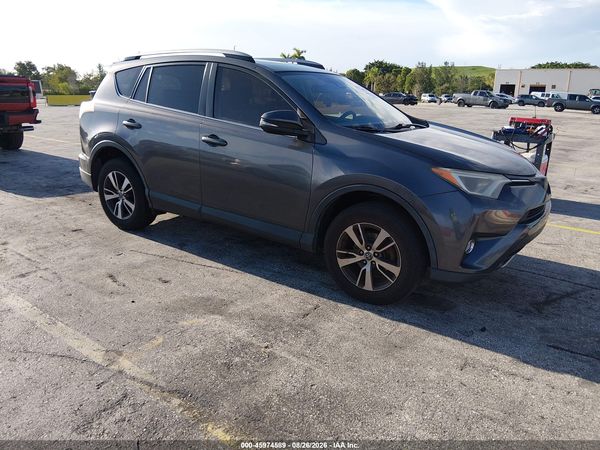 2017 TOYOTA RAV4 XLE