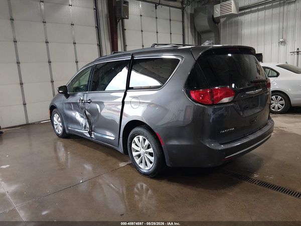 2017 CHRYSLER PACIFICA TOURING-L — I3