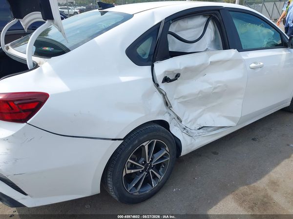 2023 KIA FORTE LXS — I6