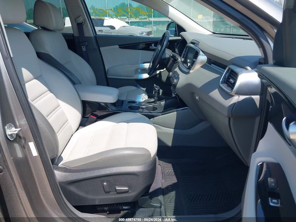 2017 KIA SORENTO 3.3L SX — I5