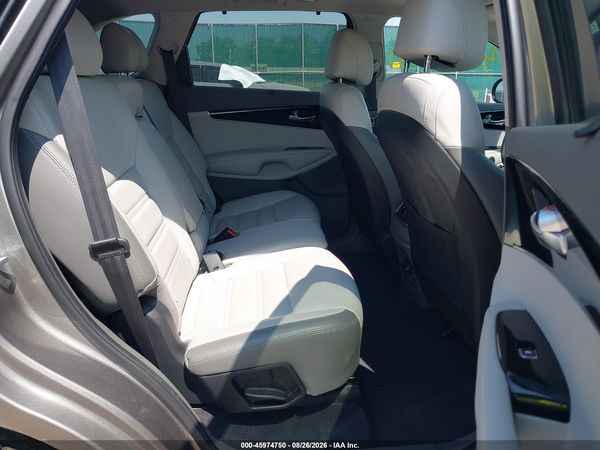 2017 KIA SORENTO 3.3L SX — I8