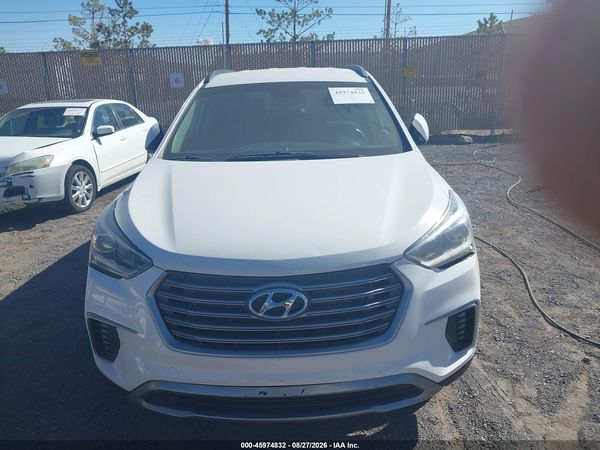 2018 HYUNDAI SANTA FE SE