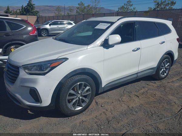 2018 HYUNDAI SANTA FE SE