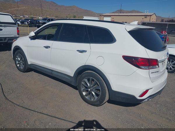 2018 HYUNDAI SANTA FE SE