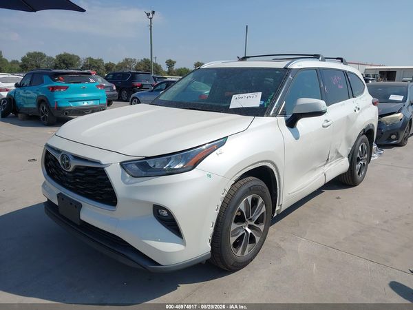 2020 TOYOTA HIGHLANDER XLE