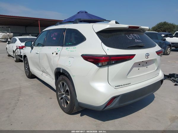 2020 TOYOTA HIGHLANDER XLE