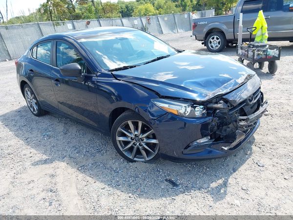 2018 MAZDA MAZDA3 TOURING — I1