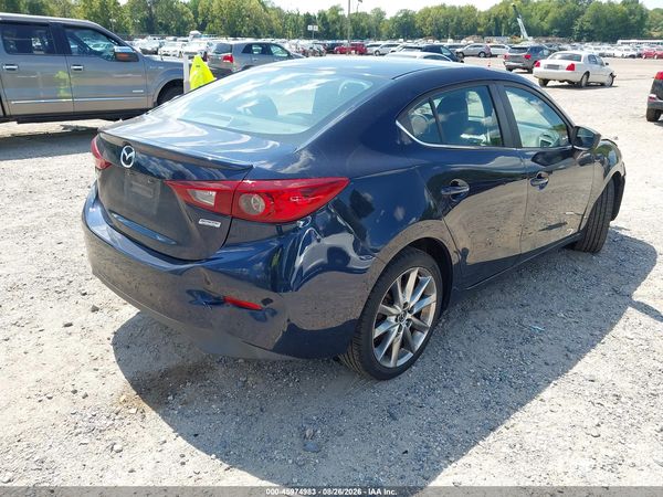 2018 MAZDA MAZDA3 TOURING — I4