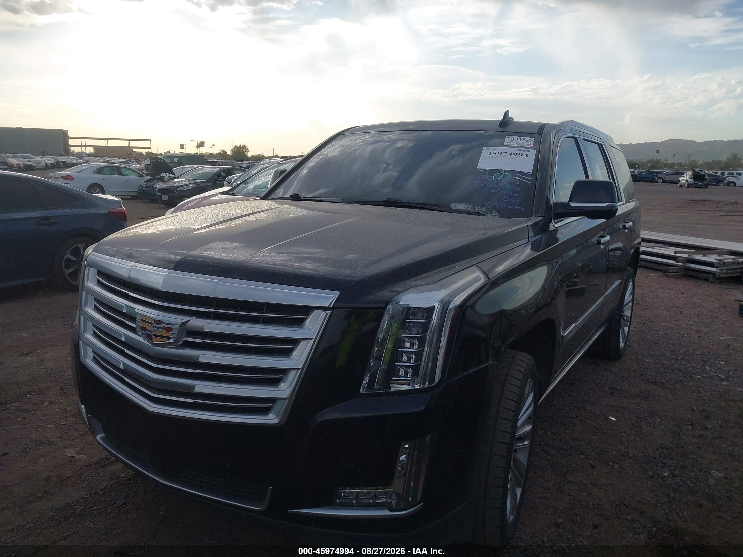2019 CADILLAC ESCALADE PLATINUM — I2