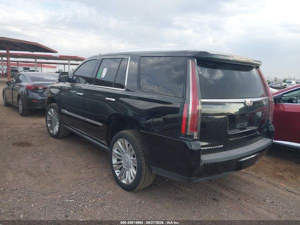 2019 CADILLAC ESCALADE PLATINUM — I3