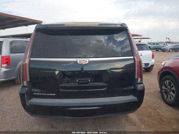 2019 CADILLAC ESCALADE PLATINUM — I119